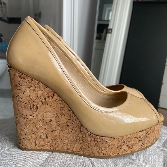 JIMMY CHOO Patent Leather Wedged Sandals - Picture 3 of 7